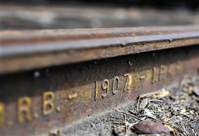 6月28日，张家口站，1907年铺设的铁轨虽经过百余年风雨洗礼，仍未见腐朽。