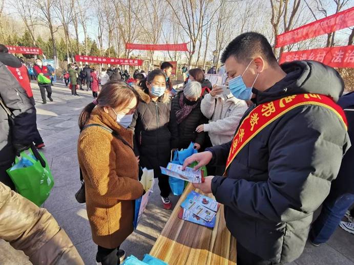 说明: 微信图片_20211205180805