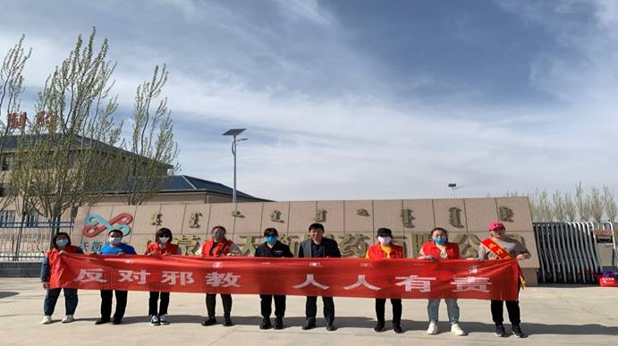 说明: C:\Users\Administrator\Desktop\de664a19d3a9de9c21ac638c185a45a.jpg
